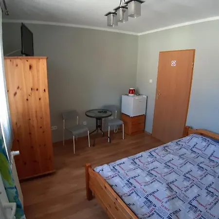 Goscinne Zacisze Проживание в семье Ровы
